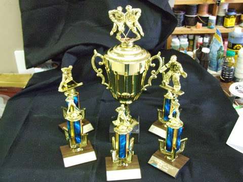Triple L Trophies & Engraving Triple L Trophies & Engraving